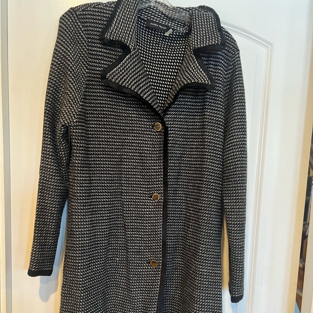 Ivanka trump jacket super soft large